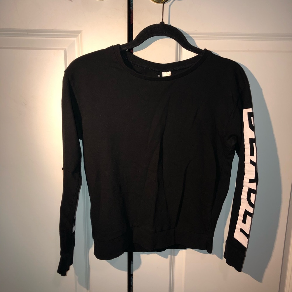 Sweatshirt